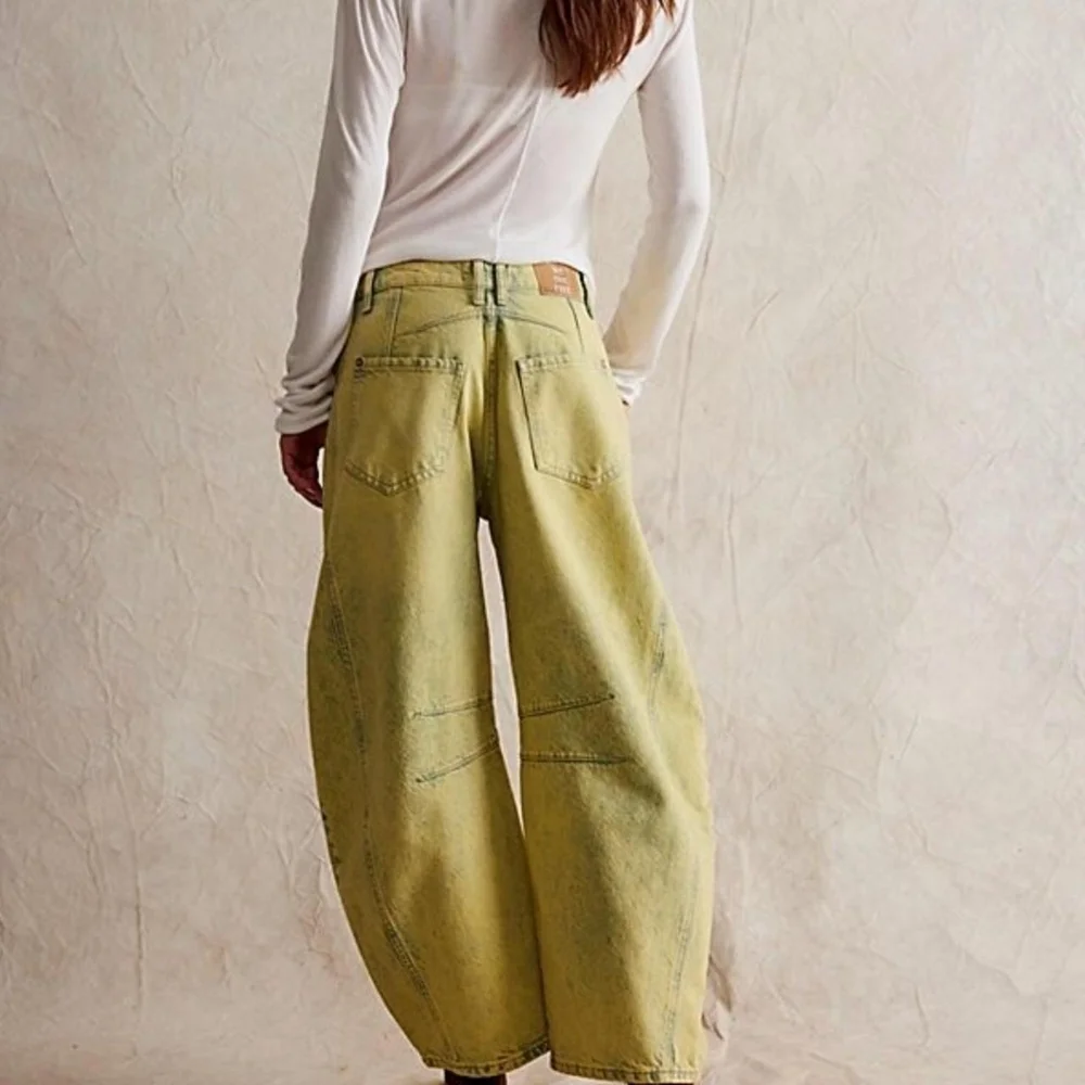 WE THE FREE GOOD LUCK MID-RISE BARREL JEANS - SIZE 27 - COLOR FLYING SAUCER - Picture 5 of 9